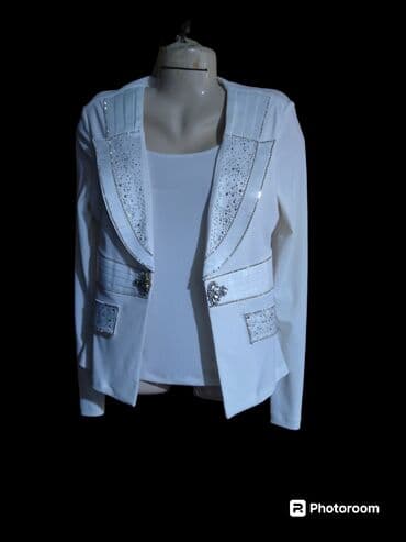 kostyum qadın: TECLI elaqe ucun zeng vurun mesajlara bos vaxtim olanda — 3