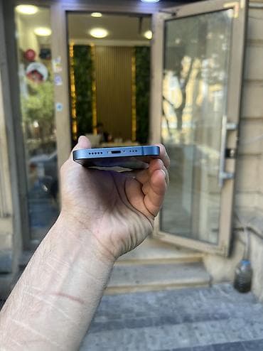 apple ipad 13: IPhone 13, 256 GB, Mavi, Zəmanət, Simsiz şarj, Face ID — 7