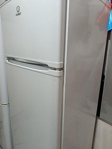 İşlənmiş 2 qapılı Indesit Soyuducu Satılır, rəng - Ağ lalafo.az -da İşlənmiş 2 qapılı Indesit Soyuducu Satılır, rəng - Ağ