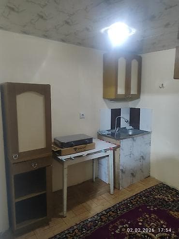 Stansiya Sumqayıt da düz yolun kənarında 1 otaq 1 mətbexi olan heyet