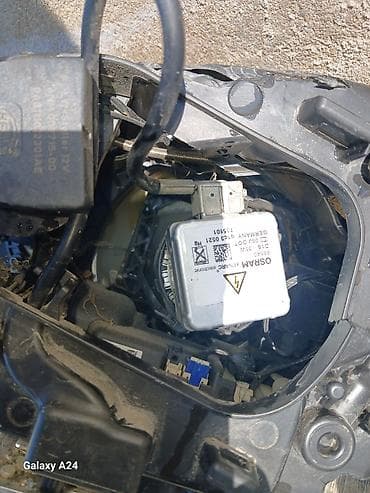 Faralar: Sol, Yaxın və uzaq vuran işıqlar Porsche, Orijinal — 5