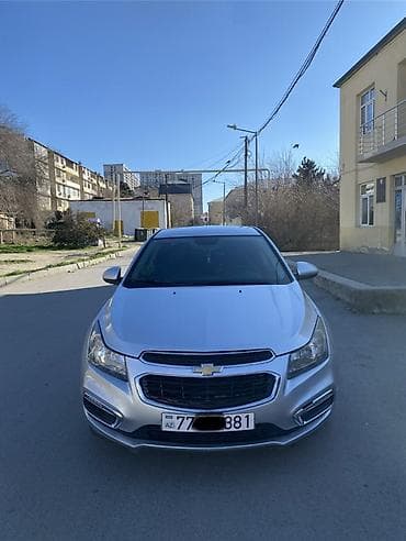 renault dacia logan: Chevrolet Cruze: 1.4 l | 2015 il 180000 km Sedan — 1