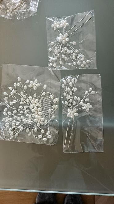 Çantalar: Məhsul: Gəlin saç aksesuarları dəsti - Növ: Saç darağı, saç sancağı — 4