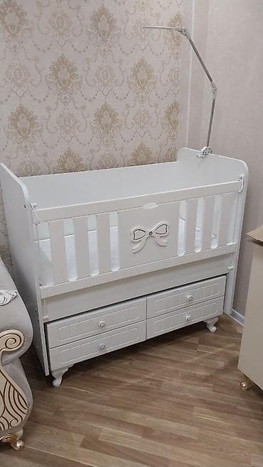 uşaq besikleri: Oğlan və qız üçün, Yeni, Beşik, Dəstsiz, Matras ilə, Yellənmə mexanizmsiz — 1