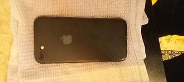 pocox3 pro: IPhone 7, Qara, Barmaq izi — 4