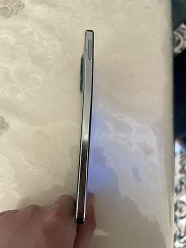 52 telefon: Honor 8X — 4