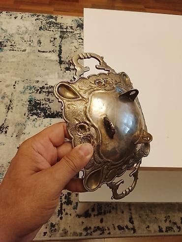 sufre dekoru: - Məhsul: Metal dekorativ qab (iki qulplu) - Material: Tökmə metal — 1