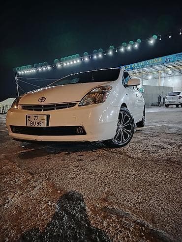 Toyota Prius: 1.5 л | 2008 г. Хэтчбэк