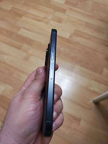 iphone 11 satis: IPhone 16 Pro Max, 256 GB, Qara, Face ID — 7