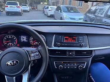 ferrari satilir: Kia K5: 2 l | 2018 il Sedan — 5