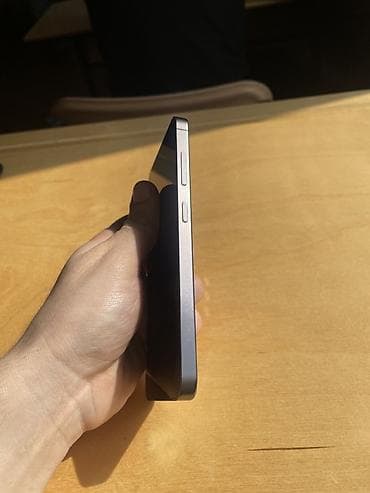 kondinoner islenmis: Samsung Galaxy S24, 256 GB, rəng - Gümüşü, Simsiz şarj — 5
