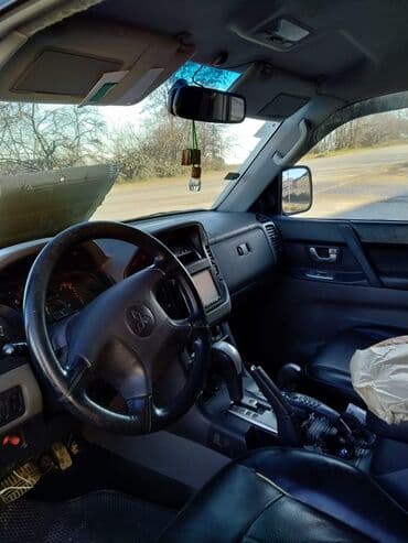 koreyadan avtomobil: Mitsubishi Pajero: 3.5 l | 2003 il 179000 km Ofrouder/SUV — 4
