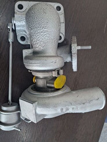 ford fujun: Turbo ve turbonun katrici Ford Tranzid 2.4 turbo ve katrici var 1 — 2