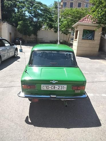 vaz 2107 abilsofka: Satılır: Klassik VAZ 2101 “Jiquli” sedan Xüsusiyyətlər: - Kuzov: 4 — 2