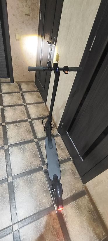 Электротранспорт: Skuter xiaomi. maksimum sürət 20-30. maksimum mesafe 25-30 km — 2