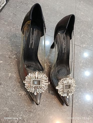 ayaggabı: Ölçü: 35, Yeni — 2