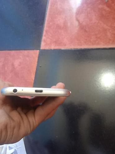 playstation service 35: Samsung Galaxy J3 2018, 32 GB, rəng - Gümüşü, İki sim kartlı — 4