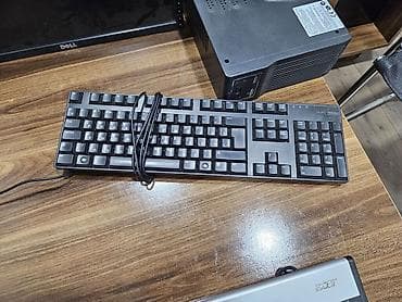masa ustu konputer: Dell masaüstü kompüter komplekti Tərkibi: - Dell LCD monitor - Dell — 3