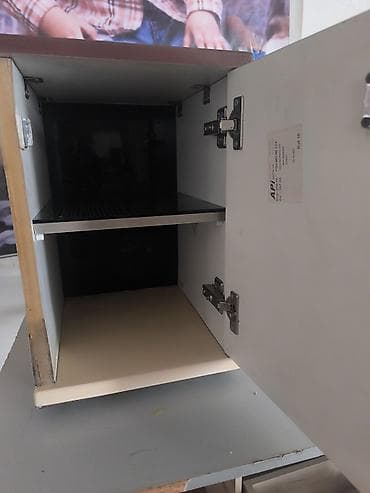 kilimlər: Kiçik ölçülü kilidli şkaf - Material: MDP/MDF tipli taxta lövhələr — 2