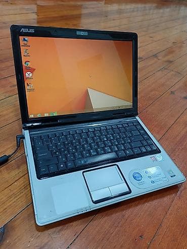 Asus notebook koray 2 ram3 hdd yaddas 500 gb. sistem windows 8 pro