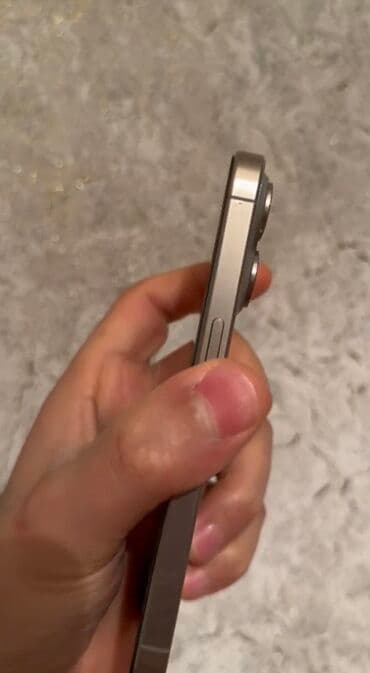 Apple iPhone: IPhone 15 Pro, 128 GB, Natural Titanium — 4