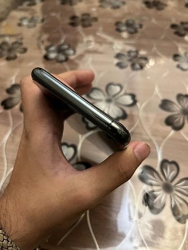 Elektronika: IPhone 11 Pro Max, Matte Midnight Green — 3