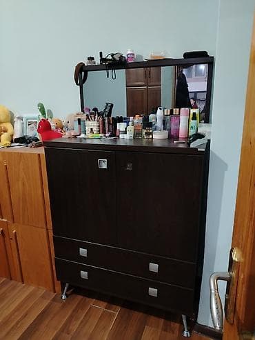 Комоды: Б/у, С зеркалом — 3