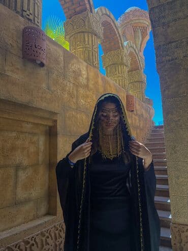 nə alsan 10 15 manat instagram: Ərəb geyimi satilir 200azn s-m razmerdir aksesuarda uzərində satlir — 4