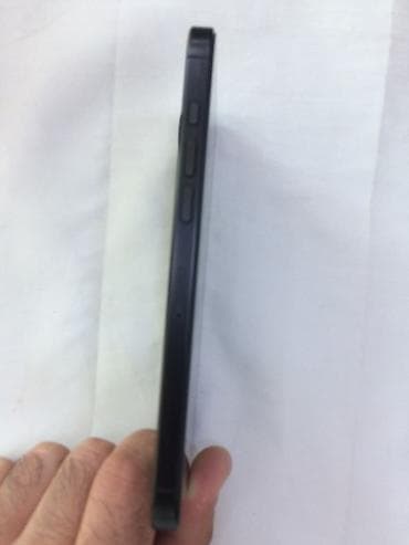 iphon 6 plus: IPhone 16 Pro Max, 256 GB, Qara, Face ID — 3