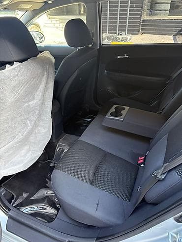 vaz qapi: Hyundai i30 CW CRDi, gümüş rəng, universal kuzov Texniki — 5