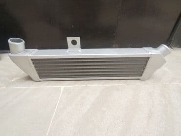 mersedes radiatoru: Bu, avtomobil mühərrikləri üçün hazırlanmış, yığcam dizaynlı bir — 2