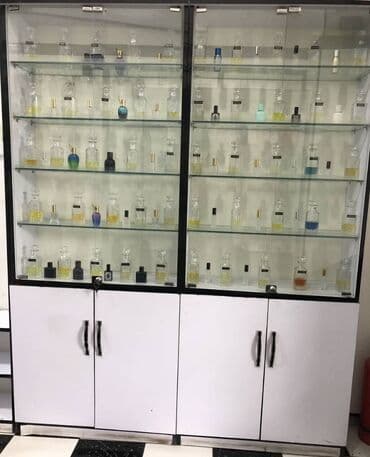 киоск в аренду: Memar əcəmi metrosu yaxınlığında,qadın aksesuar mağazası daxilində — 4