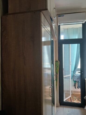 gül rəfi: İkinəfərlik çarpayı, Dolab — 1