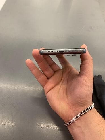 iphone 11 ikinci el: IPhone 11, 64 GB, Space Gray, Face ID — 7