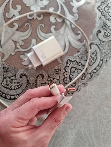 ikinci el iphone 13 pro: Simsiz şarj cihazı Xiaomi, > 20 Vt, İşlənmiş — 3