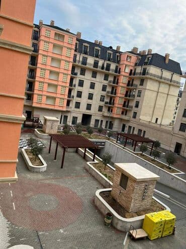 xətai kirayə: Xətai rayonu, Ağ şəhər (Qarabağ atları yaxınlığı) ərazisində inşa — 2