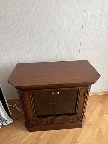 mebler: Qonaq otağı üçün mebel -Tumba böyük -Böyük ikiqapılı servant -TV — 3