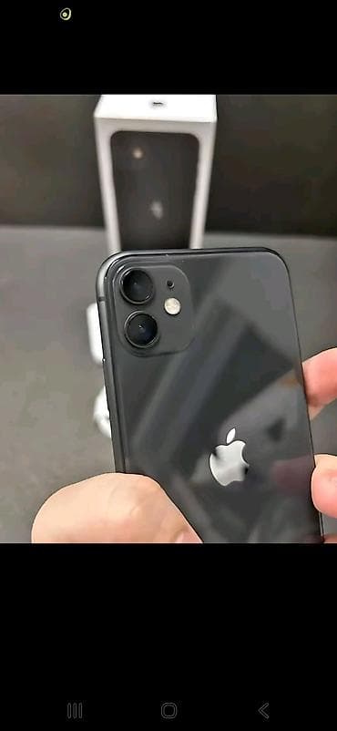 iphone 8 ekran: IPhone 11, Qara, Face ID — 3