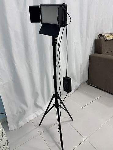 soyuq: YENİDİR 1 DƏFƏ İSTİFADƏ OLUNUB Professional Photo & Video LED — 2