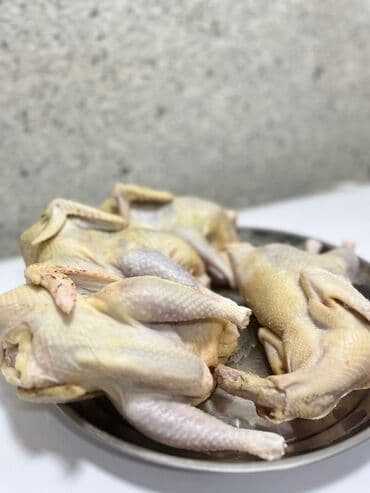 toyuq döş əti: Məhsul: Təmizlənmiş bütöv toyuq (qəpiksiz, baş-ayaq çıxarılmış) - — 2