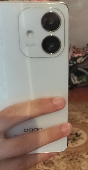 pc 1 tb: Oppo 7 Pro, 256 GB, rəng - Ağ, Face ID — 1