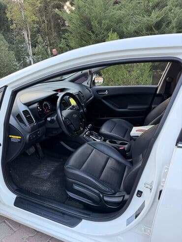 kia caren 2012: Kia Cerato: 1.6 l | 2017 il Sedan — 15