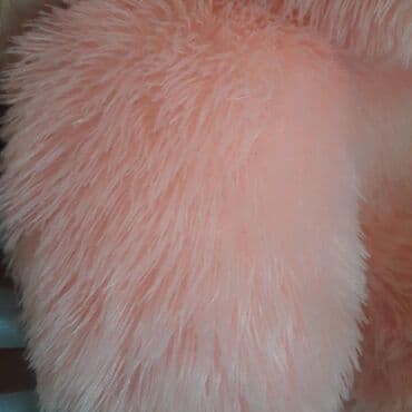 teddi ayı dinləmə: Oyuncag ayi hundurluyu 65 sm-dir.tepteze qalib.yupyumşag ici temiz — 2