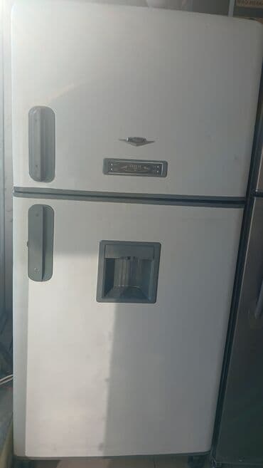 зил москва холодильник: İşlənmiş 2 qapılı Soyuducu Satılır, rəng - Ağ, Təkərli — 1