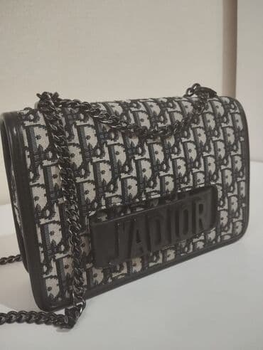 qara rəng şəkillər: Tava — 6