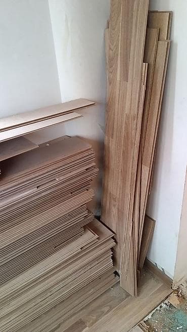 Rezin döşəmə örtüyü: Laminat 30kv 5azn bir kv Sumqayit 0123 leli Məhsul: Laminat döşəmə — 1