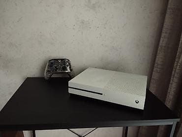 Xbox One: İşlər vaziyette. 1 tb yaddaş, 1 ədəd simli, işıqlı pult + hdmi və guc — 1