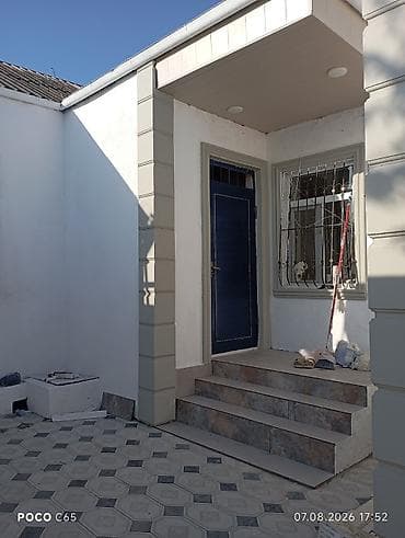 modern evler: Makler yazmasin emircanda 3 otaqli heyet evi satılır ev kursuludu — 2
