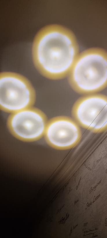 evde qırmızı şam yandırmaq: TƏZƏDİR 3D LED işıqlı şüşə kürə – cizgi qəhrəman fiqurlu - Şəffaf — 3