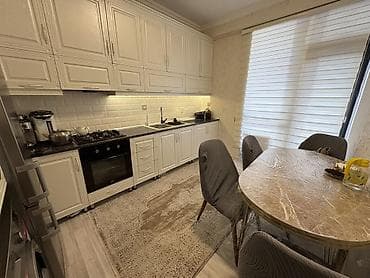 Mənzillər: 3 otaqli tam təmirli 110 kv və əşyali ev kirayə verilir .Nərminov — 2